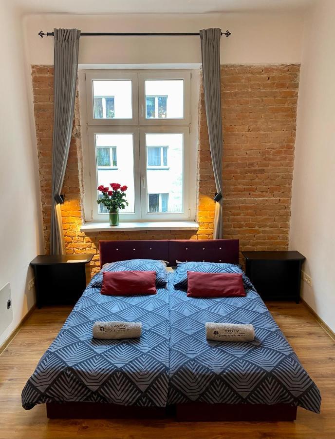 Topolove Rooms & Apartments Krakow Exterior photo